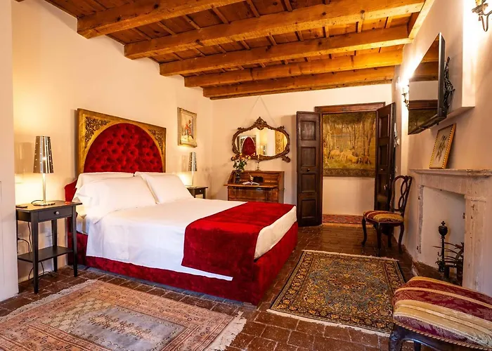 Carrara Bed & Breakfast *